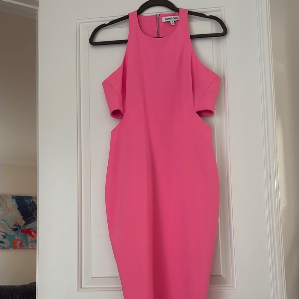 Elegant Pink Sleeveless Dress
